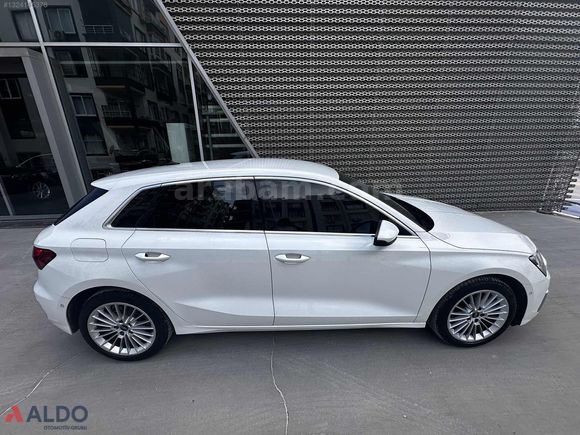 Audi Yetkili Bayiden A3 Sportback Advanced 6965 kmde Boyasız