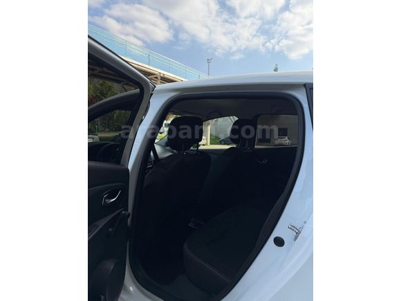 Sahibinden Renault Clio 1.5 dCi Joy 2017 Model  99.250 km Beyaz