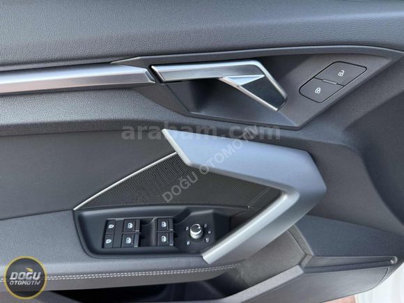 15.000 KM' de 2025 AUDİ A3 35 TFSİ ADVANCED HATASIZ