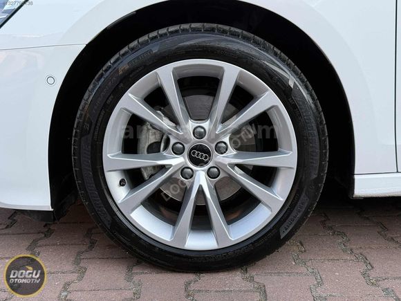 15.000 KM' de 2025 AUDİ A3 35 TFSİ ADVANCED HATASIZ