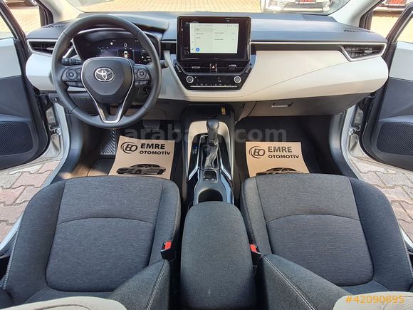 2025 TOYOTA COROLLA 1.5 DREAM MULTIDRIVE-S SADECE 17 BİNDE
