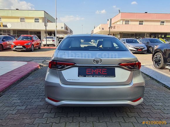 2025 TOYOTA COROLLA 1.5 DREAM MULTIDRIVE-S SADECE 17 BİNDE