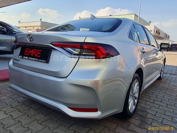 2025 TOYOTA COROLLA 1.5 DREAM MULTIDRIVE-S SADECE 17 BİNDE