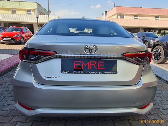 2025 TOYOTA COROLLA 1.5 DREAM MULTIDRIVE-S SADECE 17 BİNDE