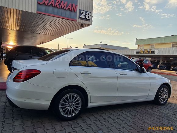 2017 MERCEDES C200 D COMFORT SUNROOFLU 133 BİNDE EMSALSİZ