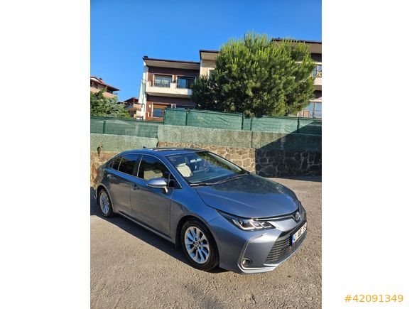 FULL YETKİLİ SERVİS BAKIMLI 98 BİN KM DE ÇOK TEMİZ.