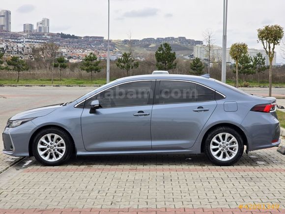 FULL YETKİLİ SERVİS BAKIMLI 98 BİN KM DE ÇOK TEMİZ.