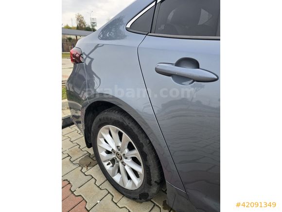 FULL YETKİLİ SERVİS BAKIMLI 98 BİN KM DE ÇOK TEMİZ.