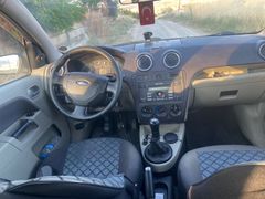 Sahibinden Ford Fusion 1.4 TDCi Comfort 2006 Model 