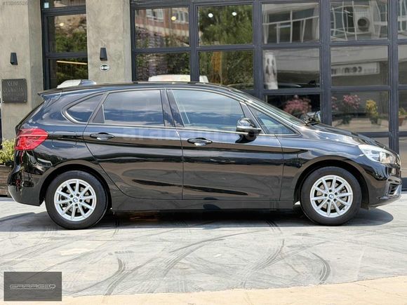GARAGE9 2017 BMW 216D ACTIVE TOURER G.GÖRÜŞ CAPLAY DERİ KOLTUK