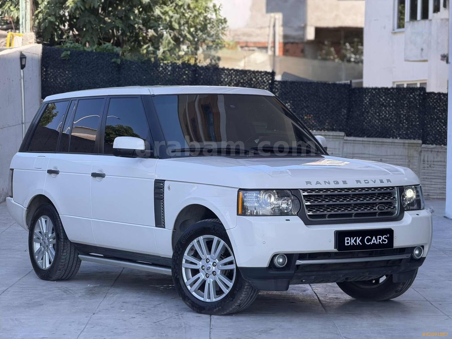 Galeriden Land Rover Range 3.6 TDV8 Vogue 2010 Model Samsun 320.000 km Beyaz 3