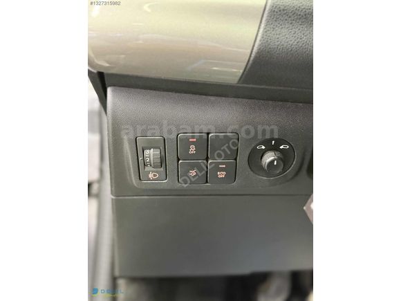 DELİL'DEN 2022 CITROEN C ELYSEE FEELBOLD 6 İLERİ