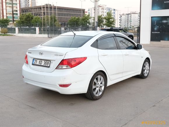 OTOSTORE'DAN Accent Blue 1.4 CVVT Mode Plus 2012