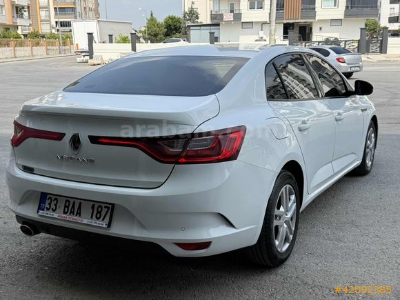 GÜLAL AUTO'DAN HATASIZ BOYASIZ MEGANE 4