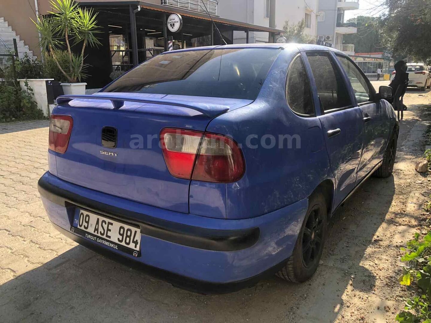 Galeriden Seat Cordoba 1.6 Stella 2000 Model Aydın 290.000 km Mavi 3