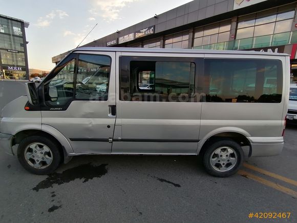 ZAHİT'TEN FORD JOURNEY ARKADAN ÇEKİŞLİ