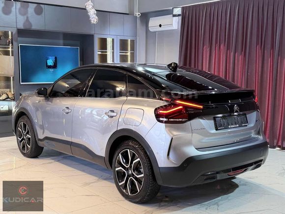 2023 MODEL 23.000 KM e-C4 SHİNE BOLD