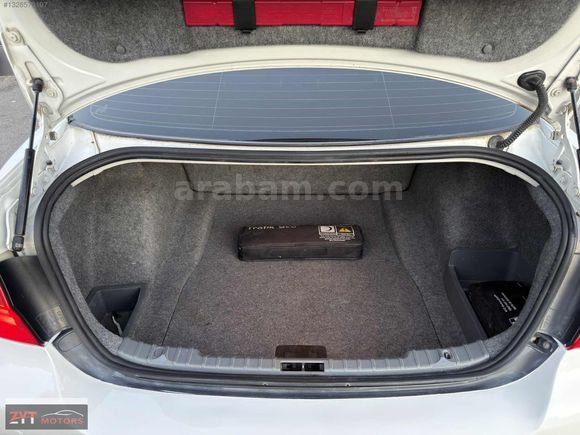 2011 MODEL BMW 3.20D DEĞİŞENSİZ TERTEMİZ KONDİSYON