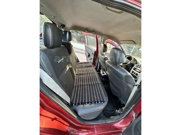 180 BİNDE ORJINAL KM FUL PAKET MASRAFSIZ AİLE ARACI