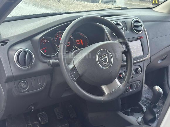 SAFKARDAN EMSALSİZ TEMİZ DACIA STEPWAY