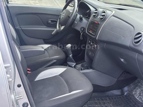 SAFKARDAN EMSALSİZ TEMİZ DACIA STEPWAY