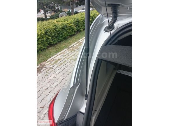 ÖZEVCİ OTOMOTİV'DEN ORİJİNAL DACİA SANDERO STEPWAY...