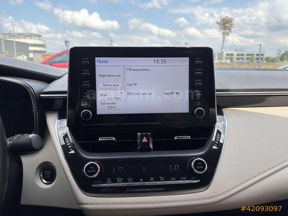 KOÇOĞLU'DAN 2021 HATASIZ Toyota Corolla 1.5 Flame Multidrive S