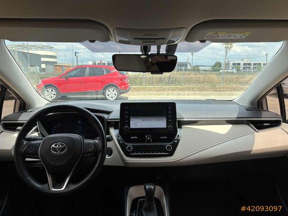 KOÇOĞLU'DAN 2021 HATASIZ Toyota Corolla 1.5 Flame Multidrive S