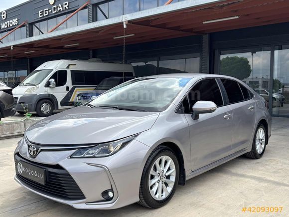 KOÇOĞLU'DAN 2021 HATASIZ Toyota Corolla 1.5 Flame Multidrive S