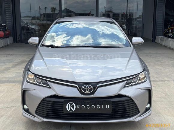 KOÇOĞLU'DAN 2021 HATASIZ Toyota Corolla 1.5 Flame Multidrive S