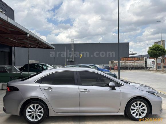 KOÇOĞLU'DAN 2021 HATASIZ Toyota Corolla 1.5 Flame Multidrive S