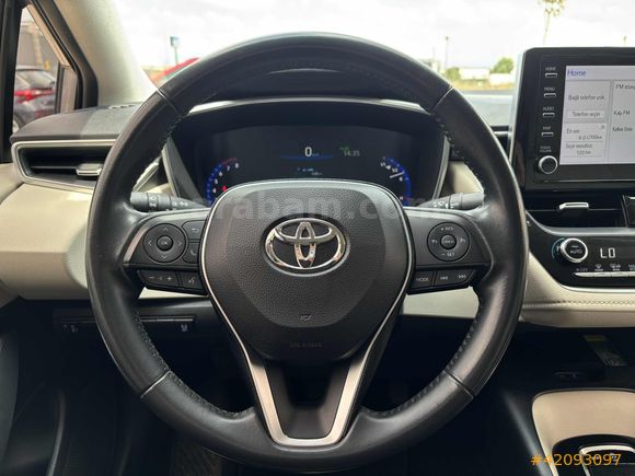 KOÇOĞLU'DAN 2021 HATASIZ Toyota Corolla 1.5 Flame Multidrive S