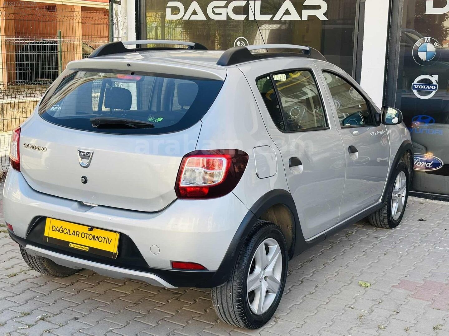 Galeriden Dacia Sandero 1.5 dCi Stepway 2015 Model Ankara 111.500 km Gri 6