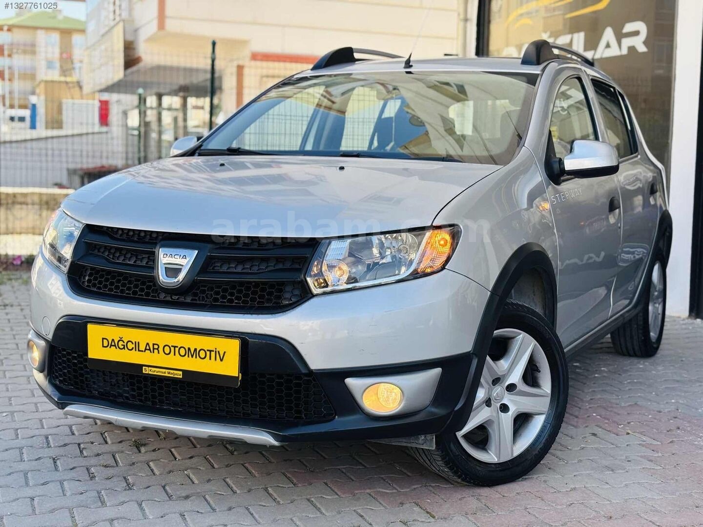 Galeriden Dacia Sandero 1.5 dCi Stepway 2015 Model Ankara 111.500 km Gri 1