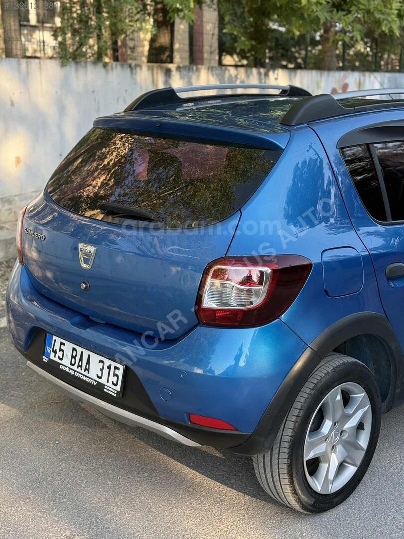 Galeriden Dacia Sandero 1.5 dCi Stepway 2015 Model Uşak 212.000 km Mavi 2
