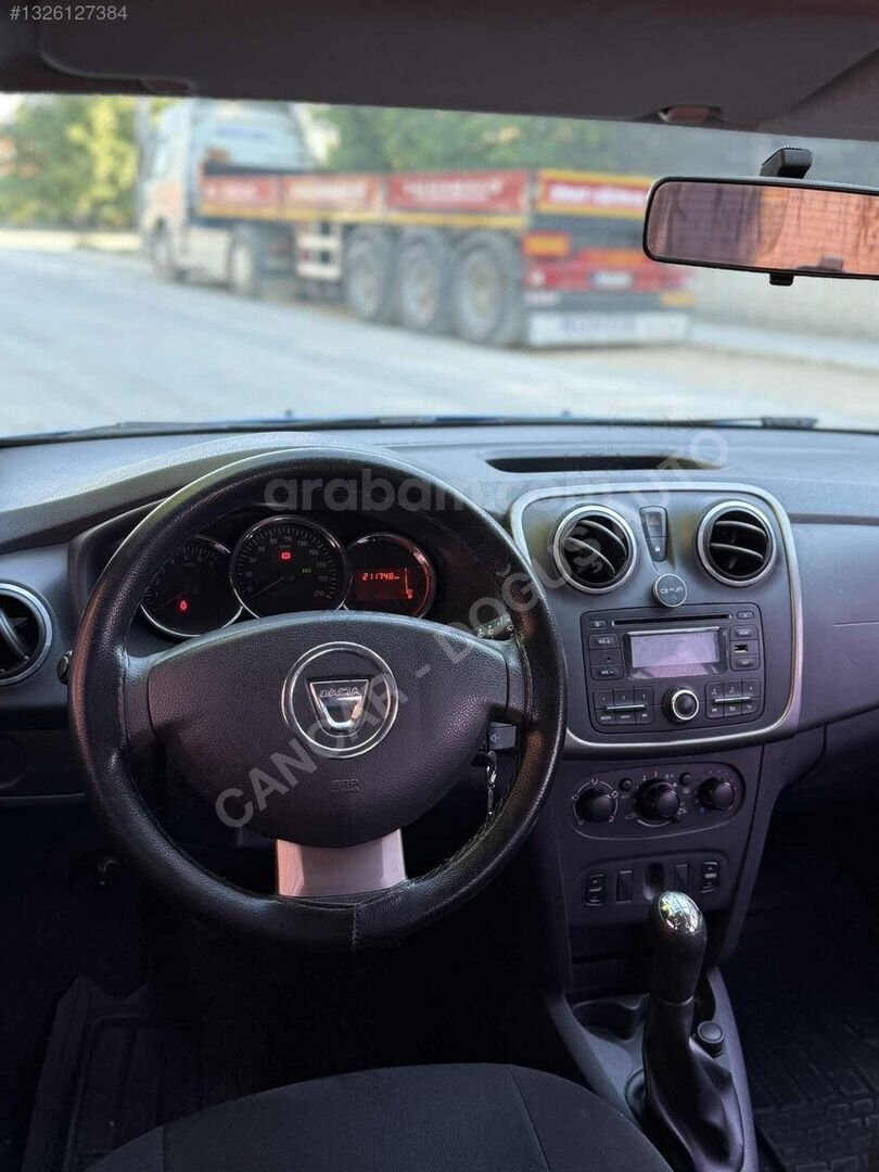 Galeriden Dacia Sandero 1.5 dCi Stepway 2015 Model Uşak 212.000 km Mavi 5