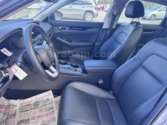 Sahibinden Honda Civic 1.5 i-VTEC Eco Executive Plus 2024 Model 