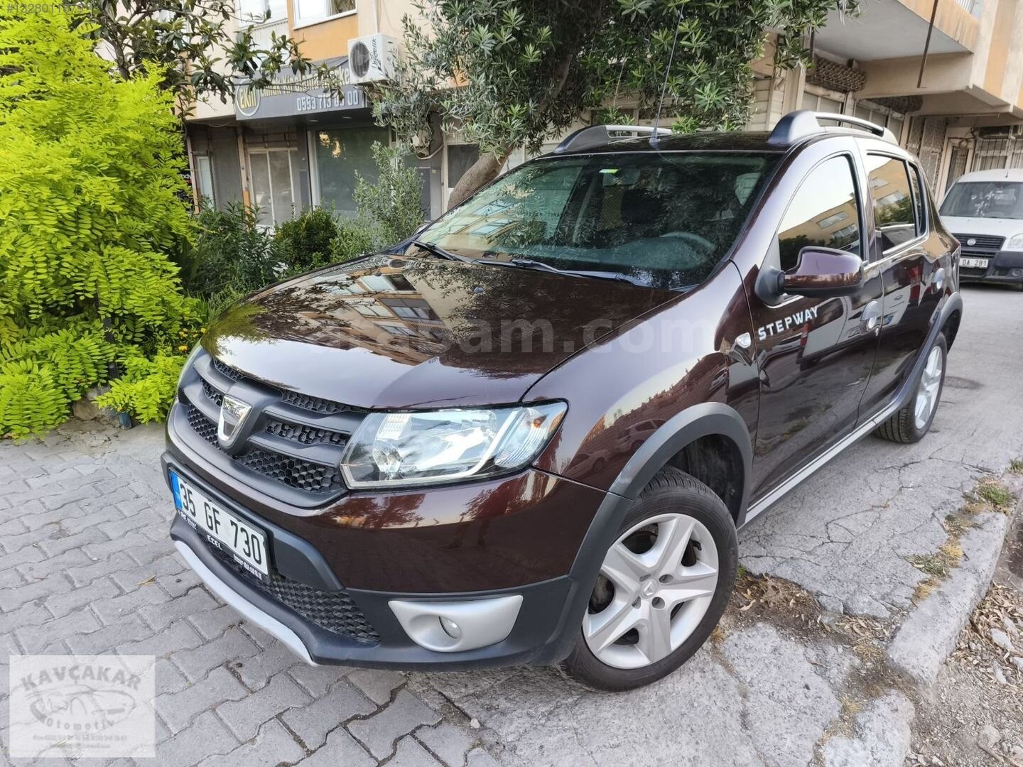 Galeriden Dacia Sandero 1.5 dCi Stepway 2016 Model İzmir 168.500 km Kahverengi 1