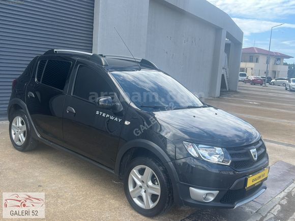 GALERİ 52 DEN 2015 MODEL 44 BİNDE HATASZ BOYASIZ Stepway 1.5 DCİ