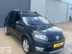 GALERİ 52 DEN 2015 MODEL 44 BİNDE HATASZ BOYASIZ Stepway 1.5 DCİ