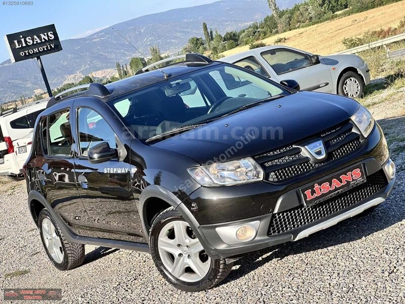 Galeriden Dacia Sandero 1.5 dCi Stepway 2013 Model Tokat 143.000 km Siyah