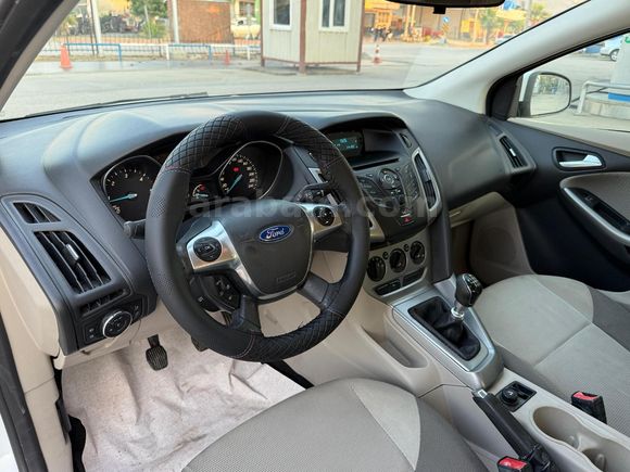 2014 MODEL HATASIZ FORD FOCUS 1.6 TDCİ TREND X FUL BAKIMLI