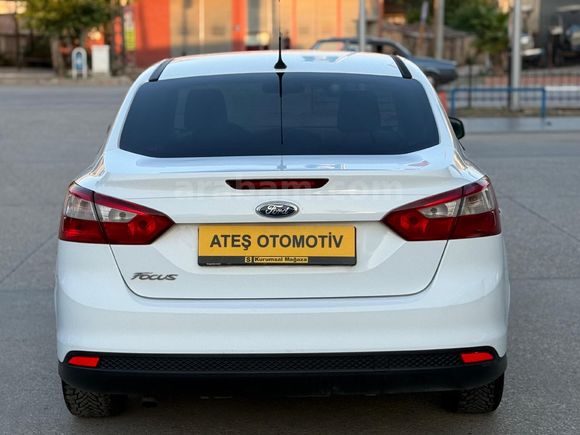 2014 MODEL HATASIZ FORD FOCUS 1.6 TDCİ TREND X FUL BAKIMLI