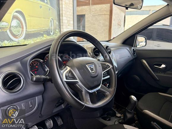 AVVA OTOMOTİV'den.2017 MD.DACIA SANDERO 1.5 DCİ STEPWAY.HATASIZ