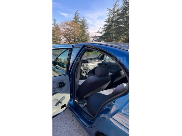 Sahibinden Renault Megane 1.6 RNA 2000 Model