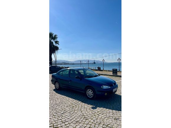 Sahibinden Renault Megane 1.6 RNA 2000 Model