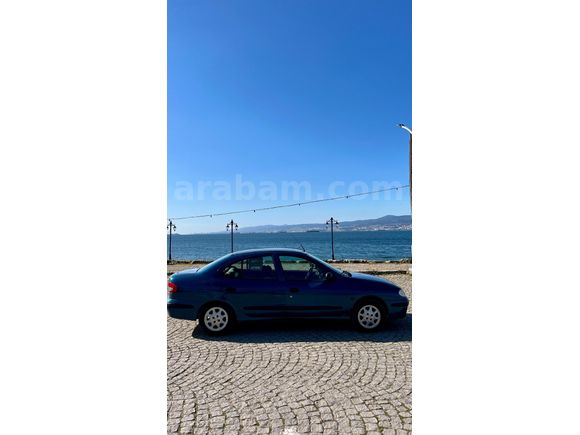 Sahibinden Renault Megane 1.6 RNA 2000 Model
