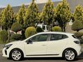 2025 CLİO 1.0 TCE EVOLUTİON GRS2*BOYASIZ 7.300KM G.GÖRÜŞ*CARPLAY