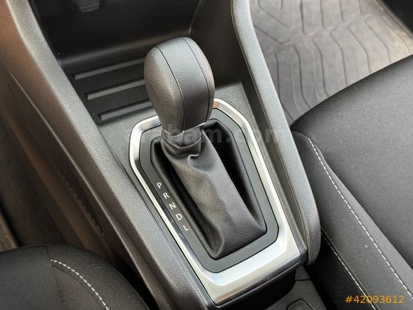 2025 CLİO 1.0 TCE EVOLUTİON GRS2*BOYASIZ 7.300KM G.GÖRÜŞ*CARPLAY