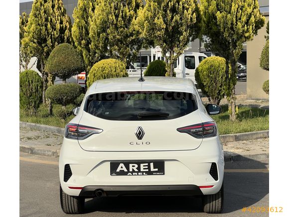 2025 CLİO 1.0 TCE EVOLUTİON GRS2*BOYASIZ 7.300KM G.GÖRÜŞ*CARPLAY